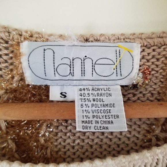 Vintage Cream and Brown Giraffe Sweater - Picture 4 of 7